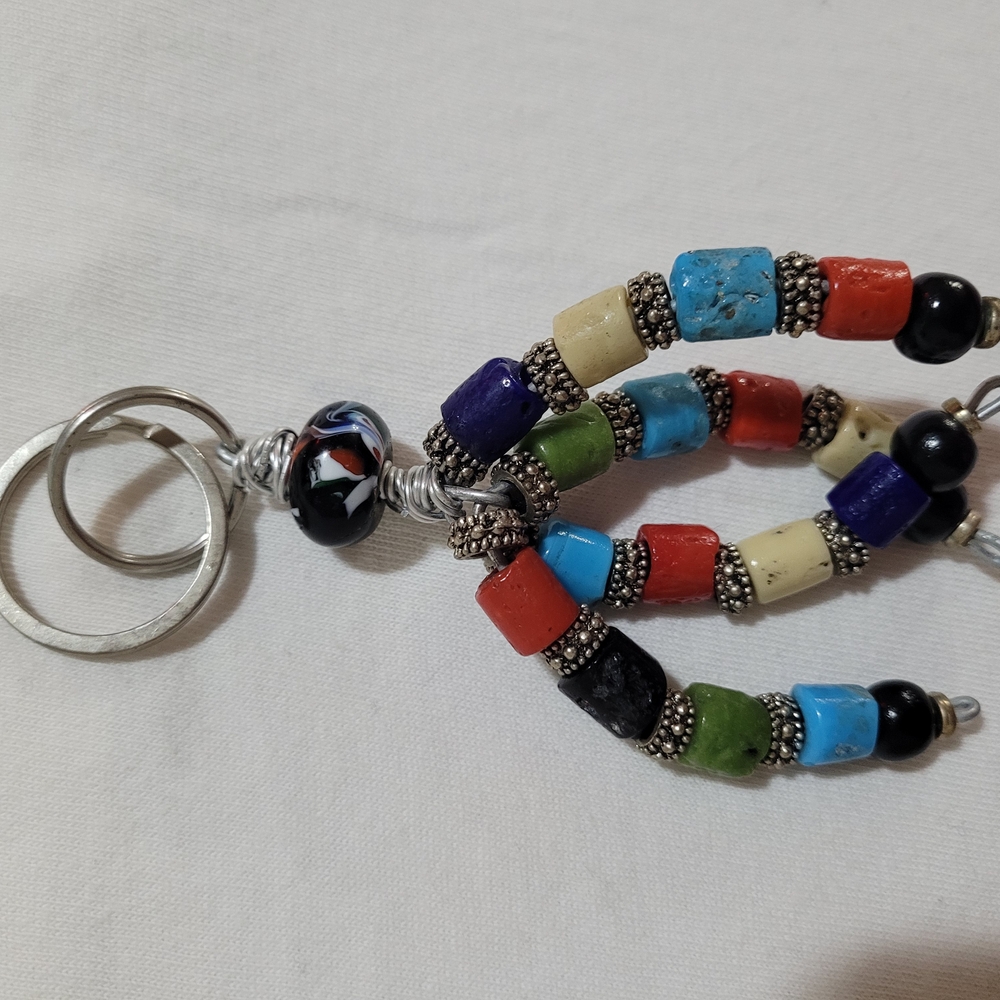 Colorful Beaded Keychain - Picture 9 of 15